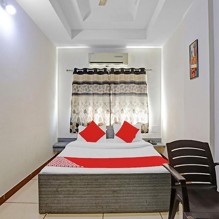 Hotel Velvet راجكوت المظهر الخارجي الصورة