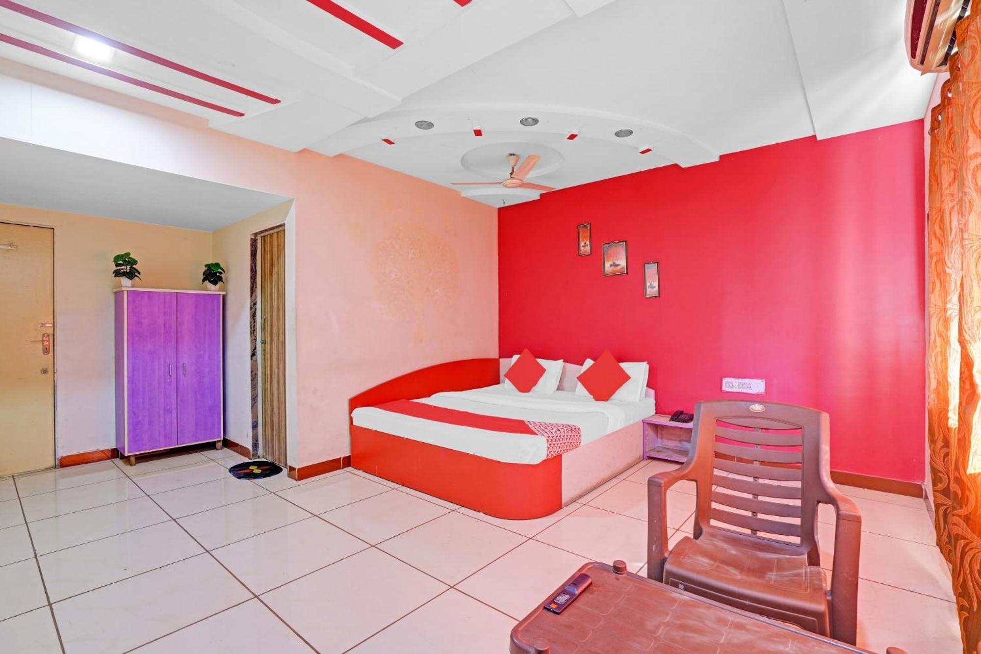 Hotel Velvet راجكوت المظهر الخارجي الصورة