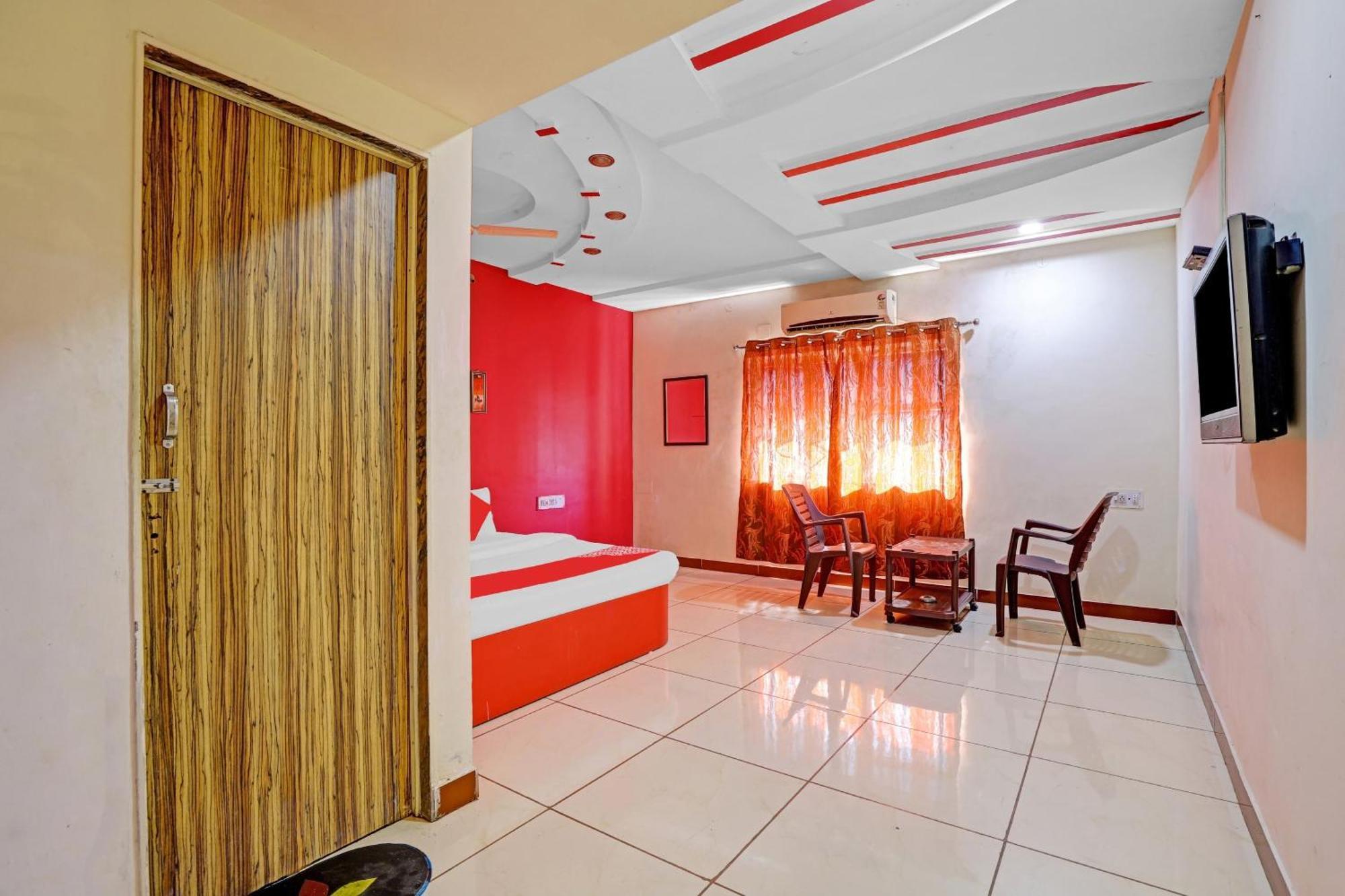 Hotel Velvet راجكوت المظهر الخارجي الصورة