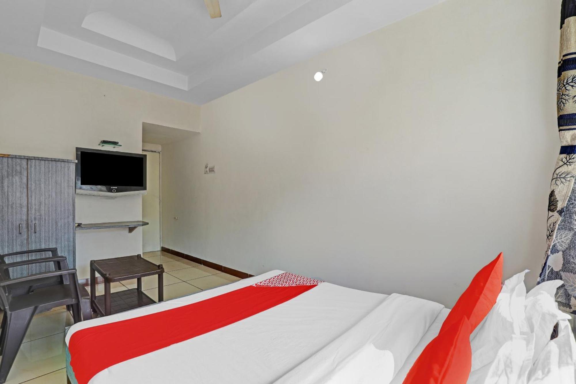 Hotel Velvet راجكوت المظهر الخارجي الصورة